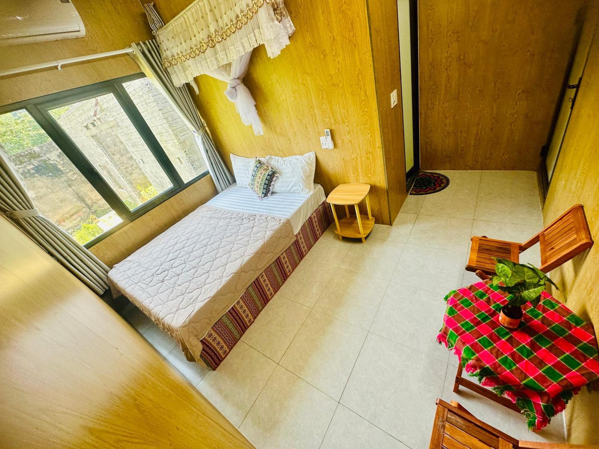 Du Gia Field View Homestay Làng Cac Exterior foto